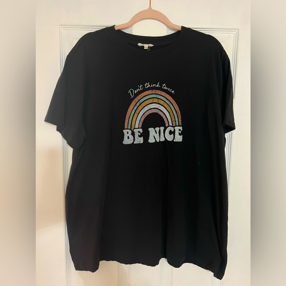 Maurcies Tee Shirt